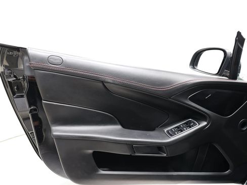 Used 2014 Aston Martin Vanquish Coupe RWD image 11