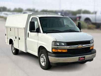New 2025 Chevrolet Express 3500 w/ Power Convenience Package
