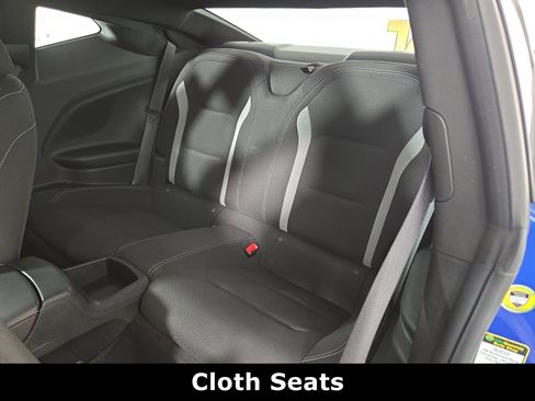 Certified 2021 Chevrolet Camaro LT image 12