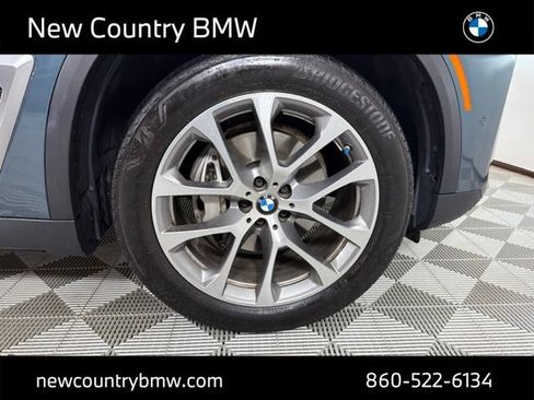Used 2024 BMW X5 xDrive40i w/ Premium Package AWD/4WD image 9