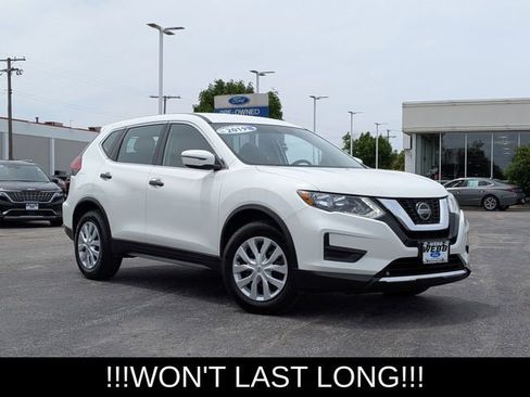 Used 2019 Nissan Rogue SV FWD image 2