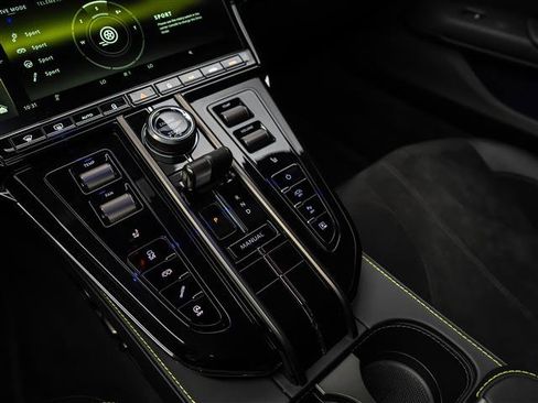New 2026 Aston Martin V8 Vantage S RWD image 9