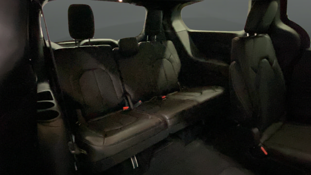 New 2027 Chrysler Pacifica Select FWD image 26