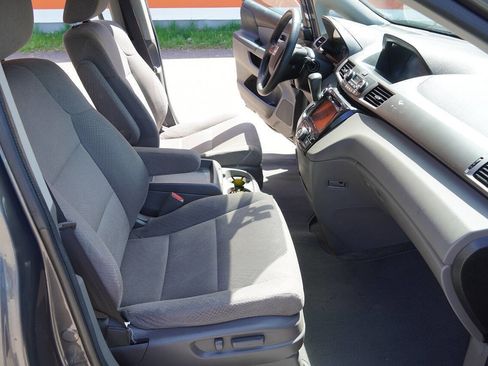 Used 2015 Honda Odyssey EX image 17