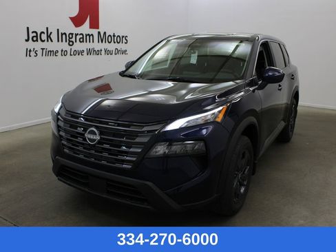 New 2026 Nissan Rogue SV FWD image 1