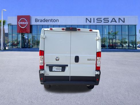 Used 2025 RAM ProMaster 2500 w/ Convenience Group FWD image 6