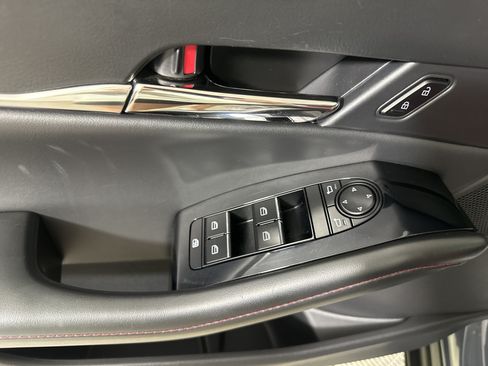 Used 2023 MAZDA CX-30 AWD 2.5 S w/ Preferred Package image 11