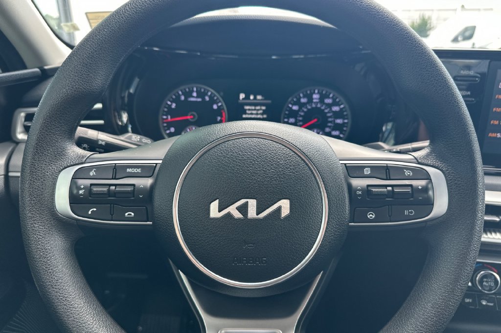 Used 2024 Kia K5 LXS FWD image 24