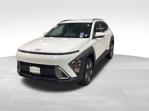 Used 2024 Hyundai Kona SEL image 4