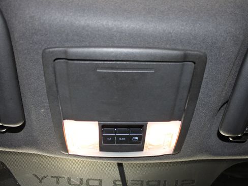 Used 2013 Ford F250 Lariat w/ Lariat Ultimate Pkg AWD/4WD image 32