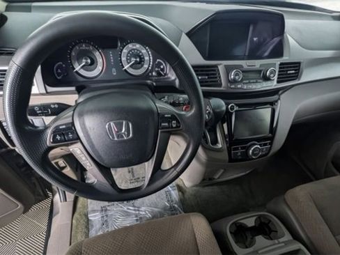 Used 2014 Honda Odyssey EX image 11