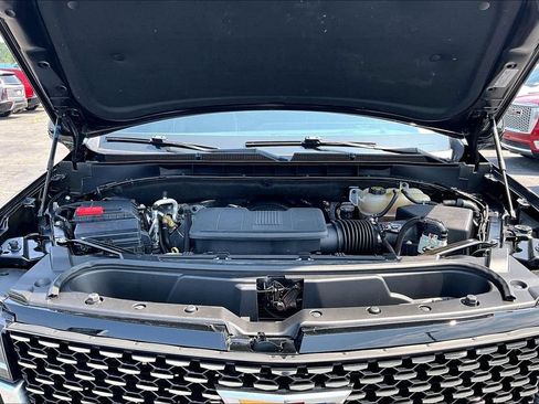 Used 2023 Cadillac Escalade Premium Luxury RWD image 31