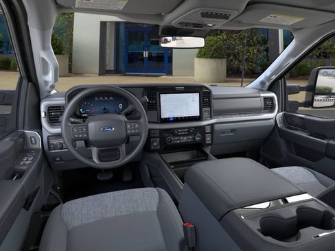 New 2026 Ford F350 XLT w/ XLT Premium Package AWD/4WD image 10