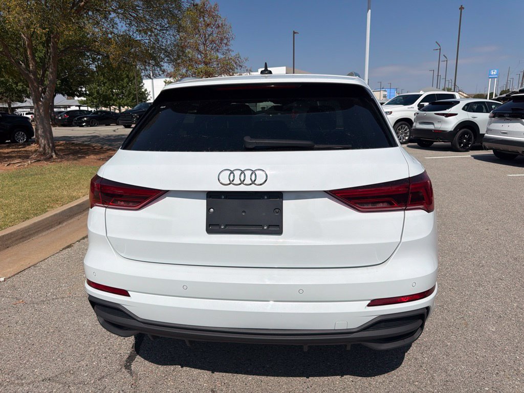 Used 2022 Audi Q3 2.0T Premium Plus w/ Premium Plus Package AWD/4WD image 4