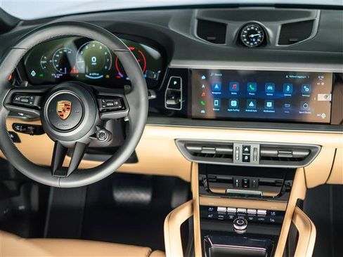 New 2026 Porsche Cayenne Coupe image 4