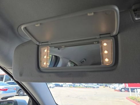 Used 2024 Chevrolet Equinox LT AWD/4WD image 18