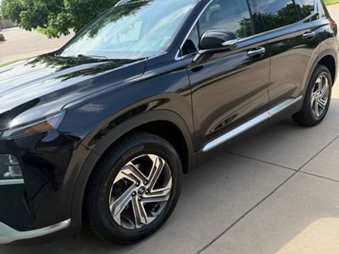 Used 2023 Hyundai Santa Fe SEL w/ Premium Package FWD image 2