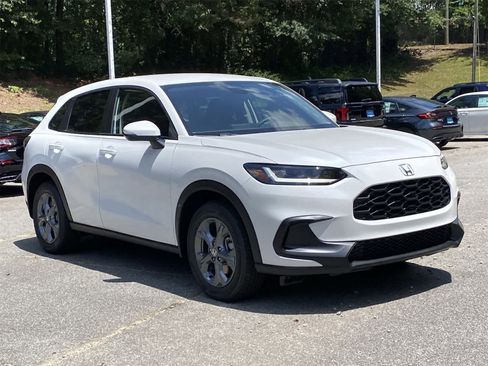 New 2026 Honda HR-V LX image 5