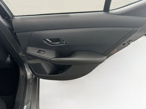 Used 2024 Nissan Sentra SV image 30