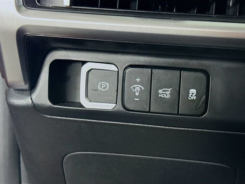 Certified 2025 Hyundai Santa Fe SEL AWD/4WD image 18