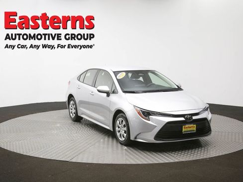 Used 2023 Toyota Corolla LE FWD image 46