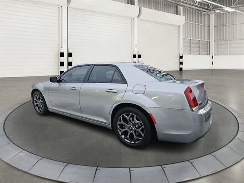 Used 2018 Chrysler 300 S image 2
