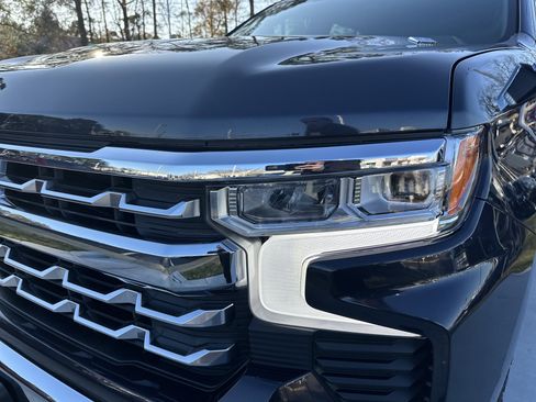 Used 2024 Chevrolet Silverado 1500 LTZ w/ LTZ Convenience Package II image 6