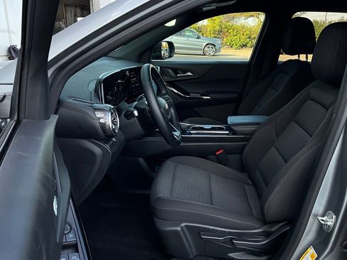 Used 2025 Chevrolet Equinox LT image 10