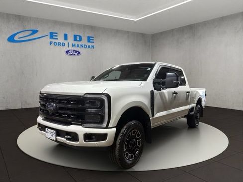 Used 2023 Ford F350 Platinum AWD/4WD image 5