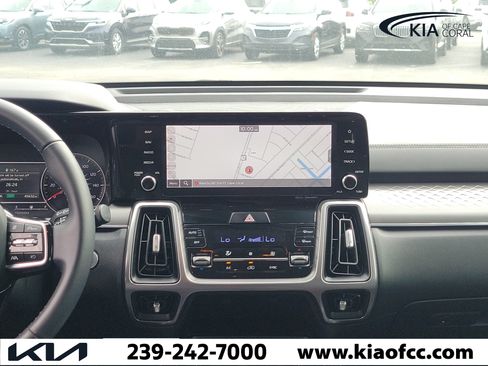 Certified 2023 Kia Sorento S FWD image 17