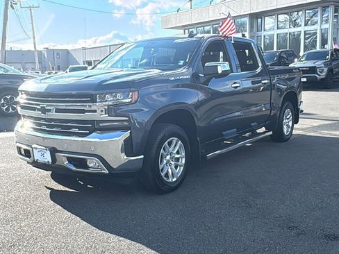 Used 2019 Chevrolet Silverado 1500 LTZ w/ LTZ Plus Package image 3