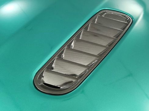 Used 2015 Aston Martin DB9 Coupe RWD image 36