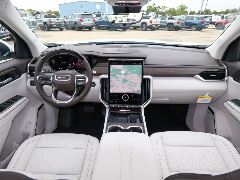 New 2027 GMC Acadia Denali w/ Denali Reserve Package FWD image 15