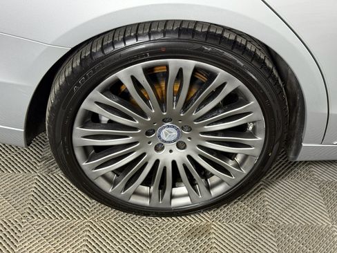 Used 2015 Mercedes-Benz S 550 Sedan image 11