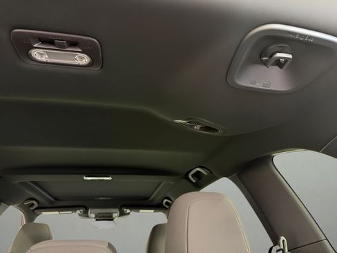 New 2026 Subaru Forester Premium AWD/4WD image 31