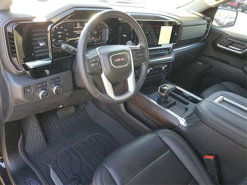 Used 2022 GMC Sierra 1500 SLT w/ SLT Premium Plus Package image 6