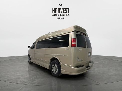 Used 2011 GMC Savana 2500 Extended image 4