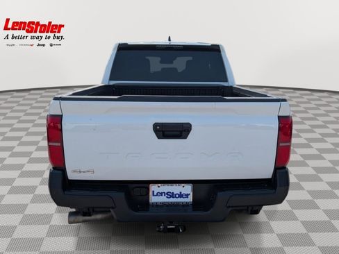 Used 2024 Toyota Tacoma SR AWD/4WD image 4