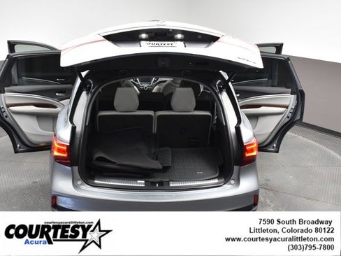 Used 2017 Acura MDX SH-AWD image 46