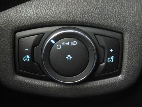 Used 2016 Ford Transit Connect XL image 30