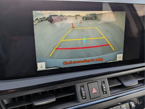 Used 2025 Lexus ES 350 w/ Premium Package FWD image 20