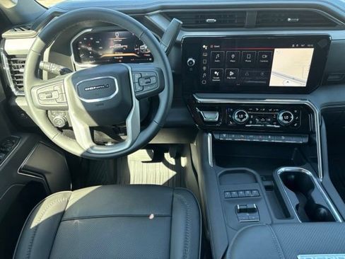 New 2026 GMC Sierra 2500 Denali w/ Denali Reserve Package AWD/4WD image 19