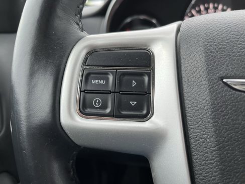 Used 2013 Chrysler 200 Touring w/ S Exterior Appearance Pkg image 21