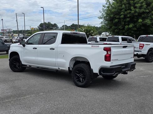 Used 2021 Chevrolet Silverado 1500 Custom Trail Boss AWD/4WD image 5