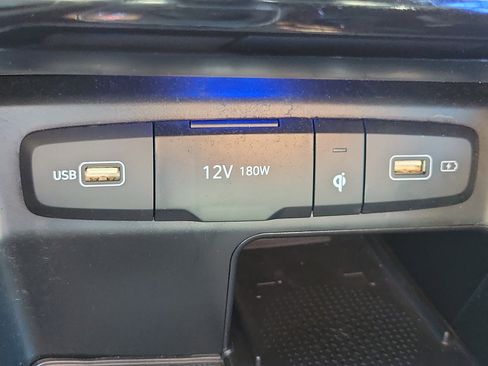 Used 2023 Hyundai Santa Cruz Limited w/ Winter Package image 28