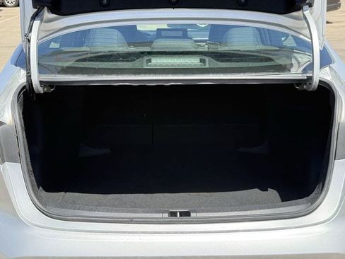 Used 2024 Toyota Corolla LE FWD image 29