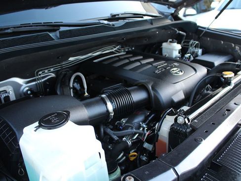 Used 2014 Toyota Tundra Platinum AWD/4WD image 36