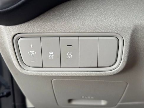 Certified 2024 Kia Soul LX FWD image 23
