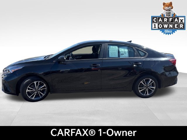 Used 2023 Kia Forte LXS FWD image 4