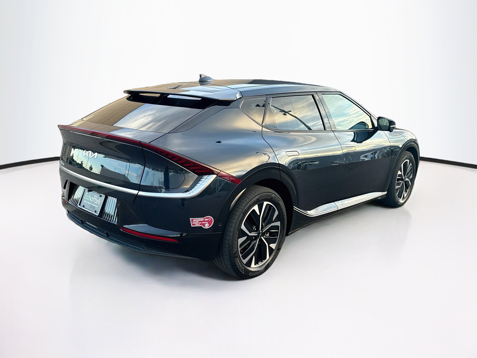 Used 2023 Kia EV6 Wind w/ Wind Technology Package AWD/4WD image 9